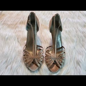 NWOT Adrianna Papell Shoes